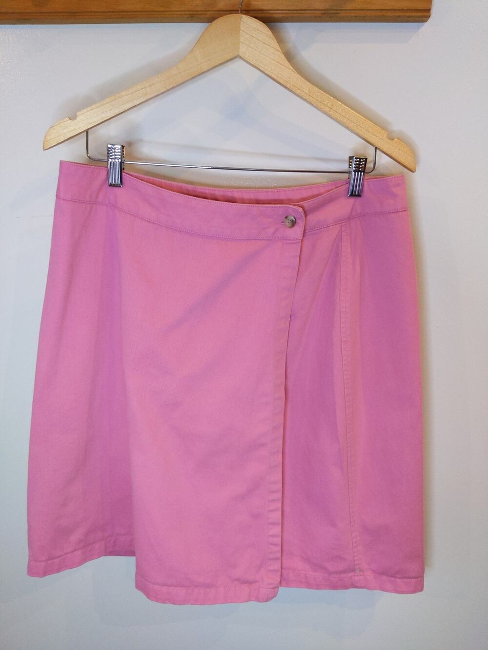 L.L.BEAN Women's Pink Wrap Skirt Built-In Shorts Size 16 Preppy Summer Classic